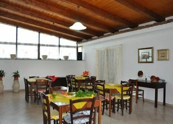 Szálloda Il Terrazzo Sul Sinni *